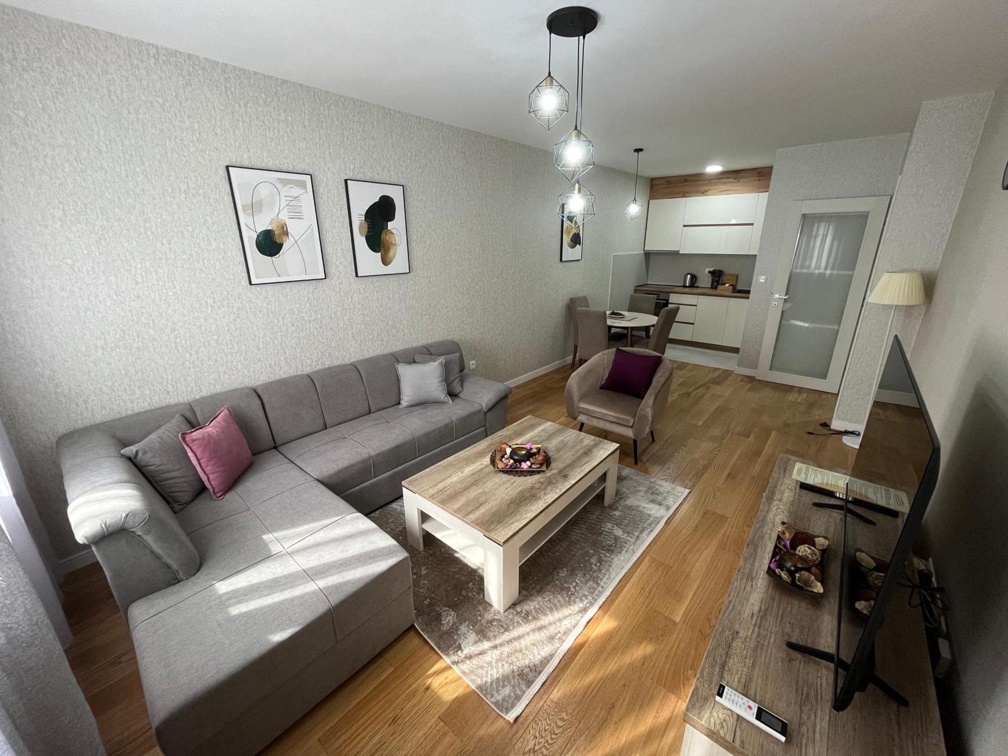 Apartments Centrale 28 Podgorica Rom bilde